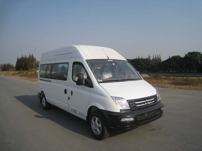 長(zhǎng)軸高頂上汽大通旅居車