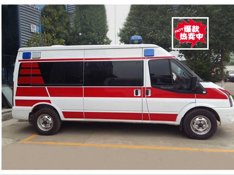 福特V348長軸中頂救護(hù)車